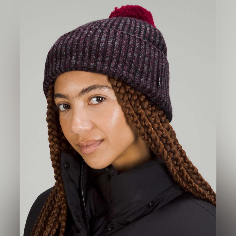 lululemon NWT Textured Fleece-Lined Knit Beanie Cassie/Black/Dark Heather Grey
